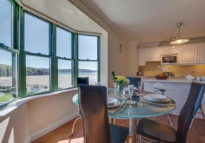 32 St Brides Bay View Apts